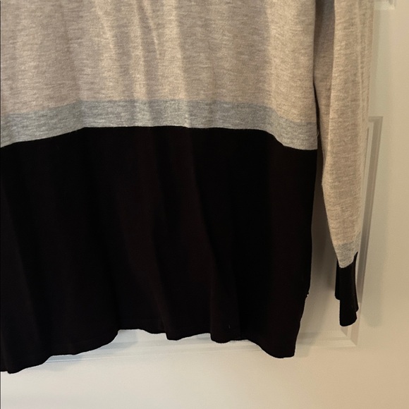 White House Black Market Taupe Knit Top - Picture 5 of 7